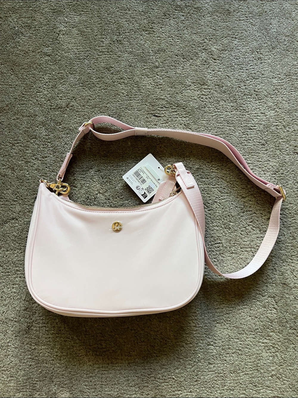 Lululemon city essential bag